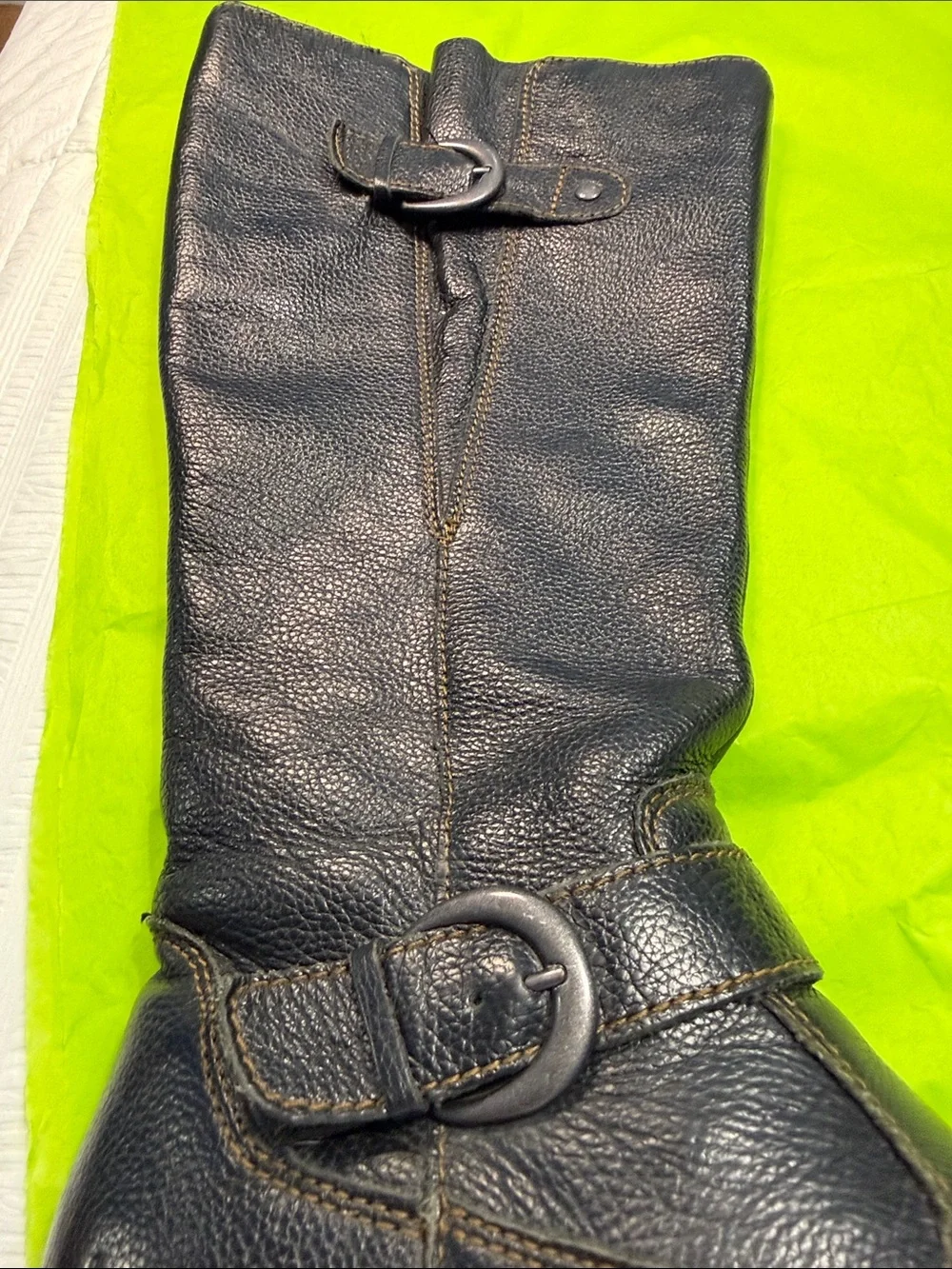b.o.c. Born Concept Black Leather Mid-Calf Buckle Zip Riding Boots for Women 7.5